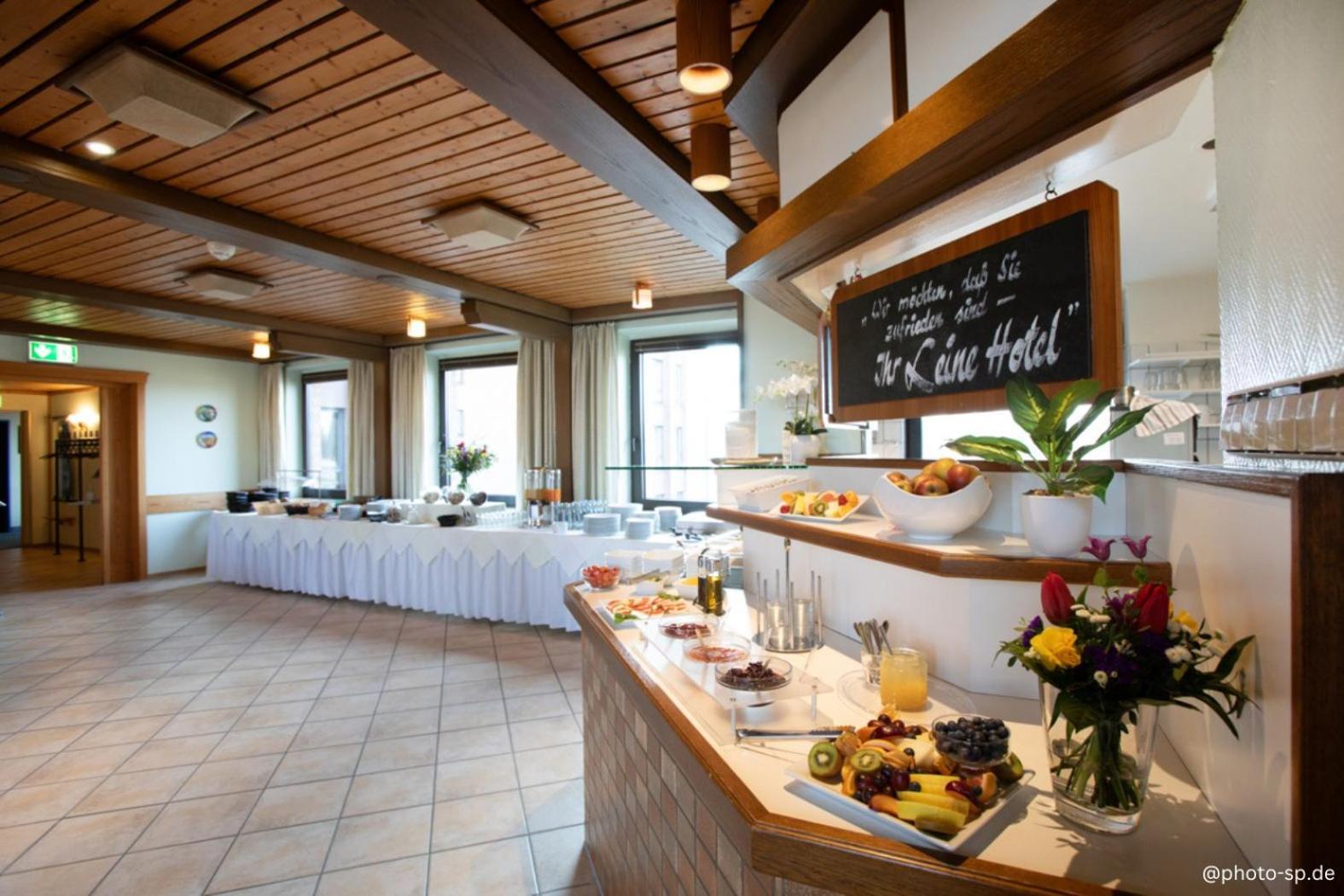 Leine Hotel Pattensen Kültér fotó