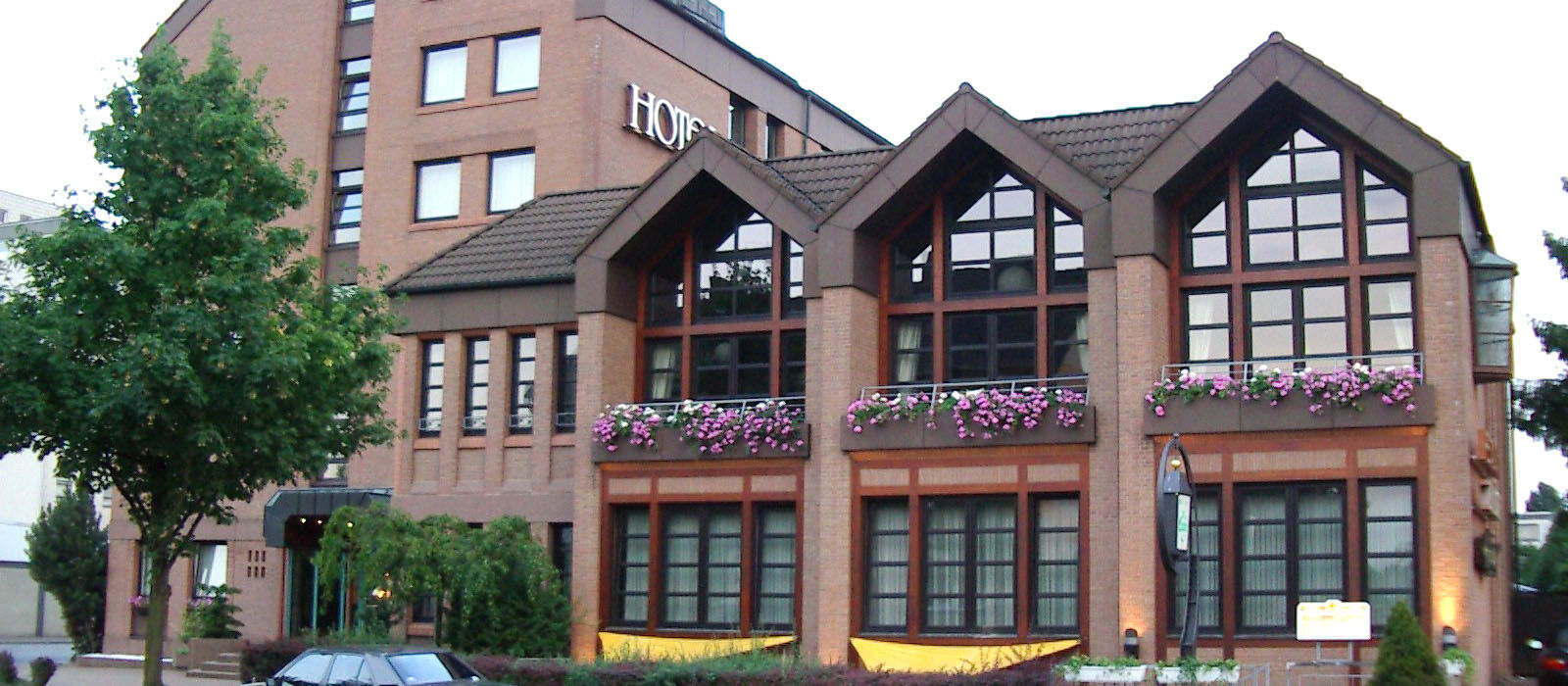 Leine Hotel Pattensen Kültér fotó