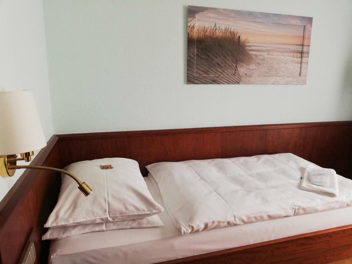 Leine Hotel Pattensen Kültér fotó